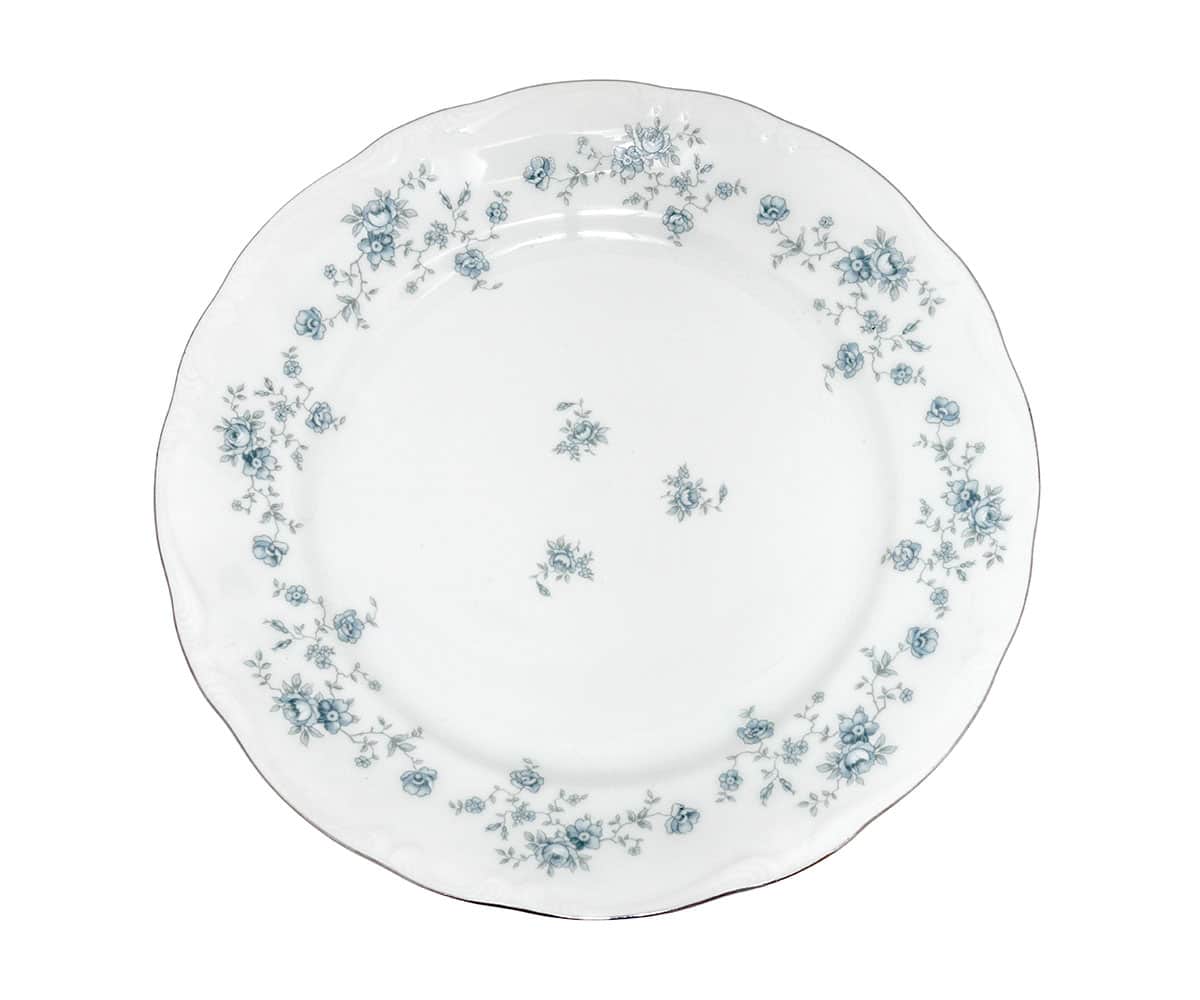 Vintage Mismatched China lovely luxe rentals